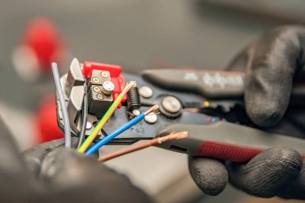 Best Emergency Electrical Repair  in Ligonier, IN